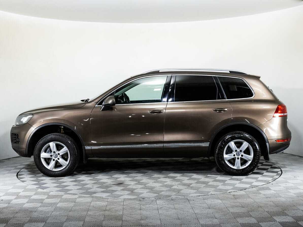 Volkswagen Touareg с пробегом — 2011 год. Фото: #7