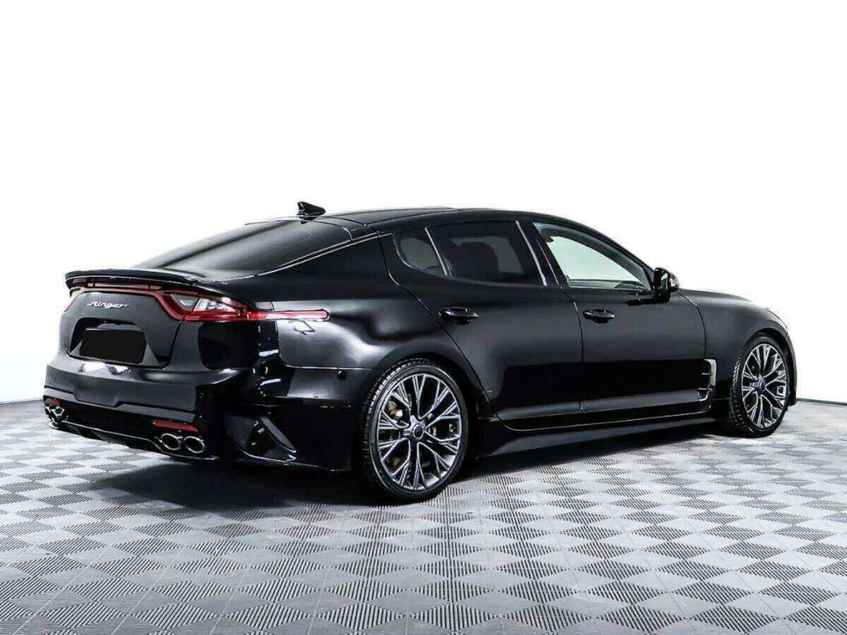 Kia Stinger с пробегом — 2018 год. Фото: #4