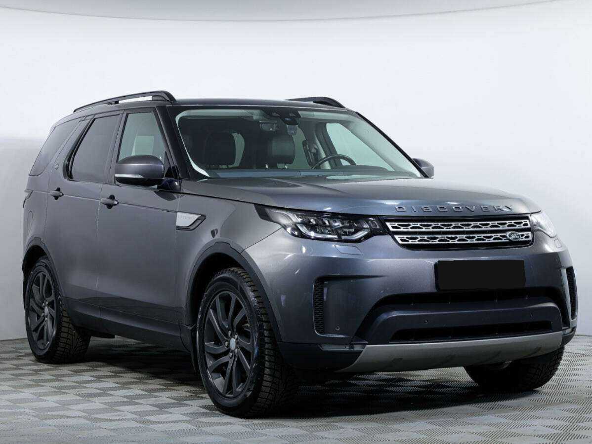 Land Rover Discovery с пробегом — 2017 год. Фото: #2