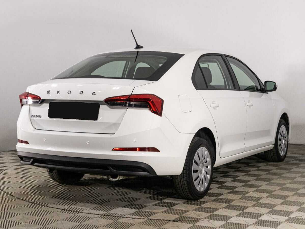 Skoda Rapid с пробегом — 2021 год. Фото: #4