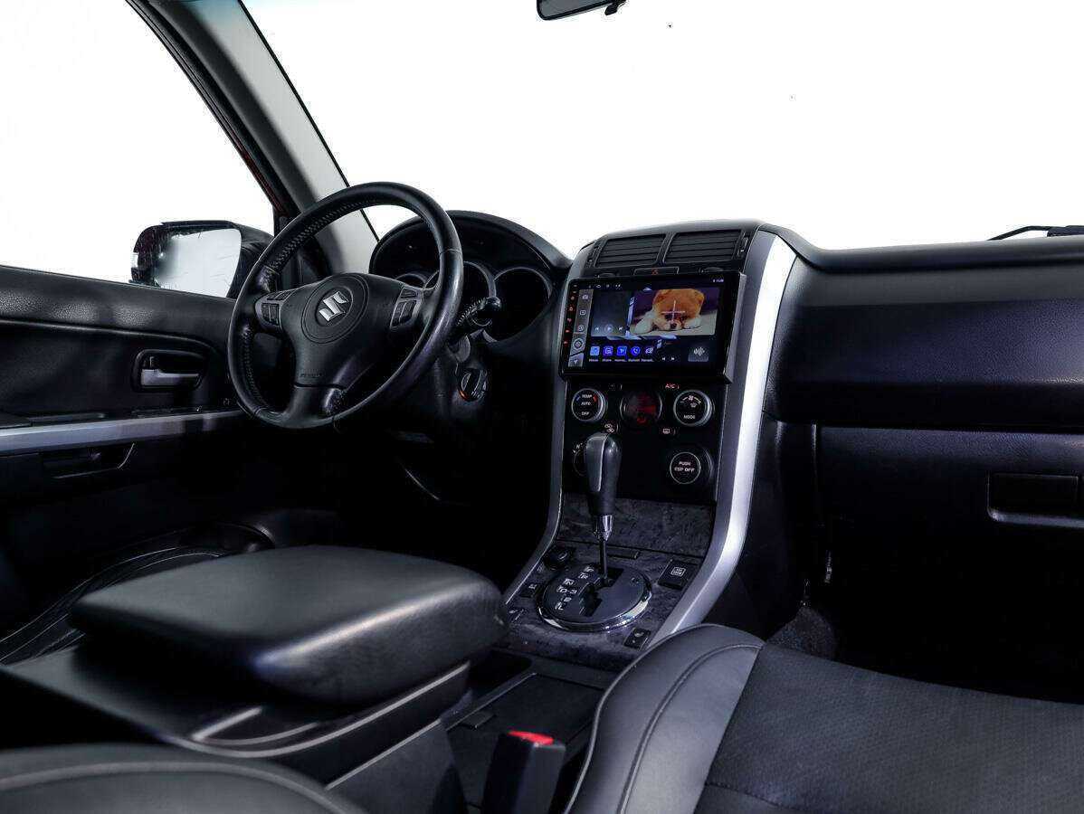 Suzuki Grand Vitara с пробегом — 2010 год. Фото: #9