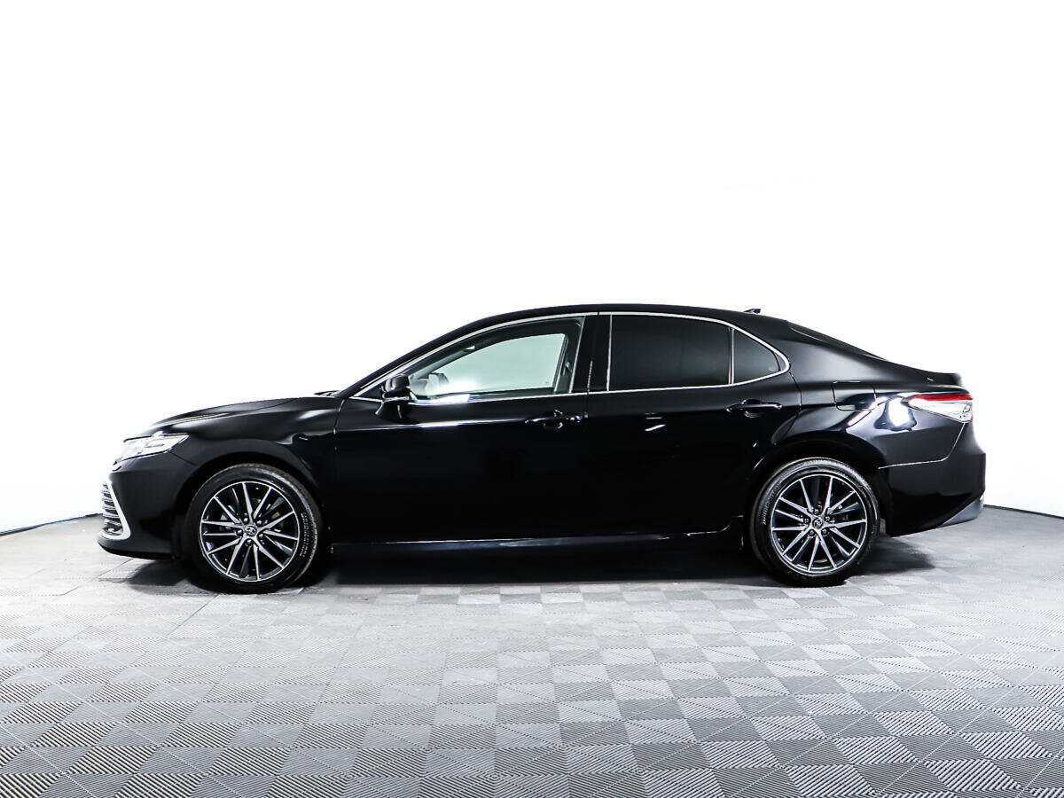 Toyota Camry с пробегом — 2021 год. Фото: #7