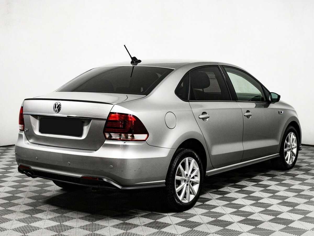 Volkswagen Polo с пробегом — 2017 год. Фото: #4