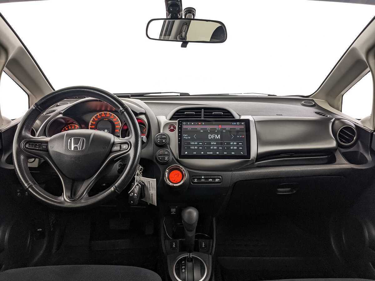 Honda Jazz с пробегом — 2011 год. Фото: #11