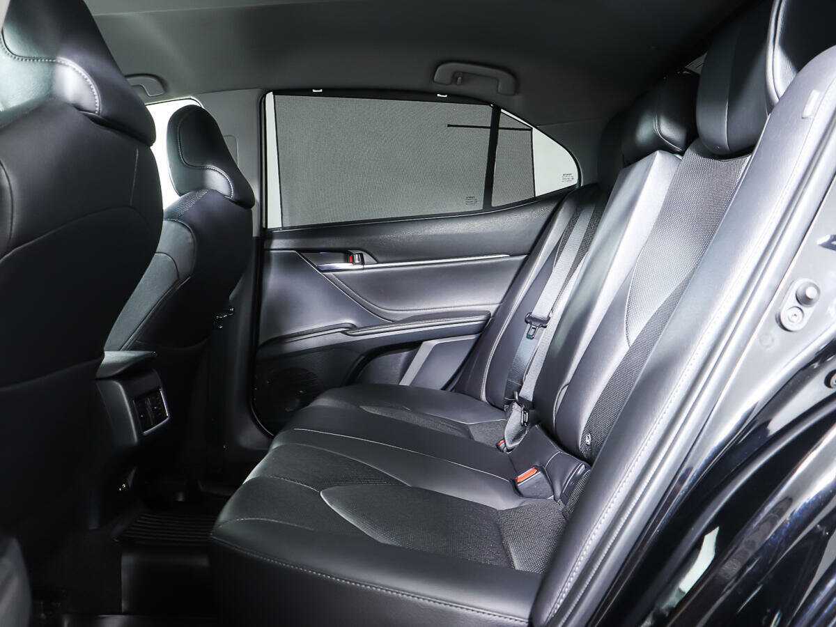 Toyota Camry с пробегом — 2021 год. Фото: #8