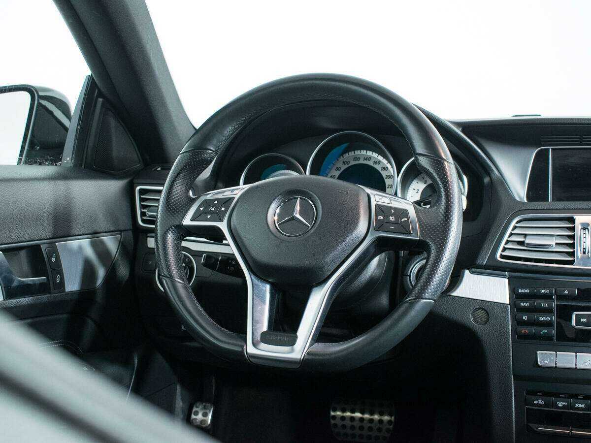 Mercedes-Benz E-Класс с пробегом — 2014 год. Фото: #13