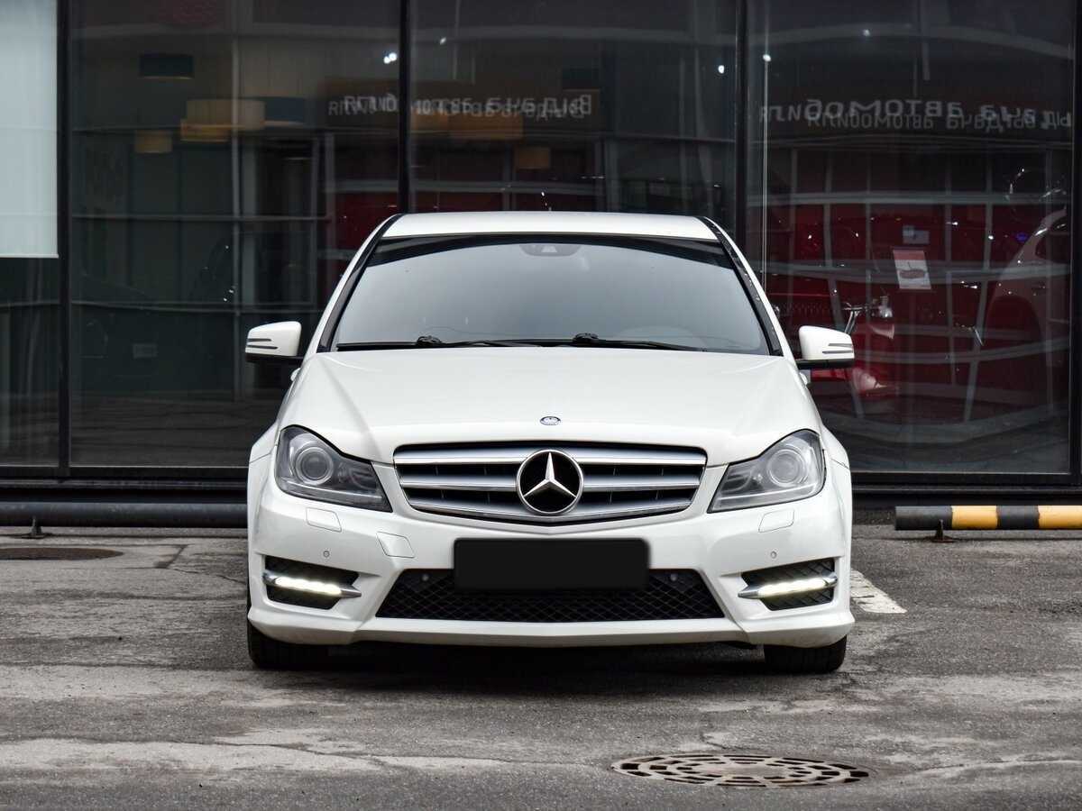 Mercedes-Benz C-Класс с пробегом — 2011 год. Фото: #1