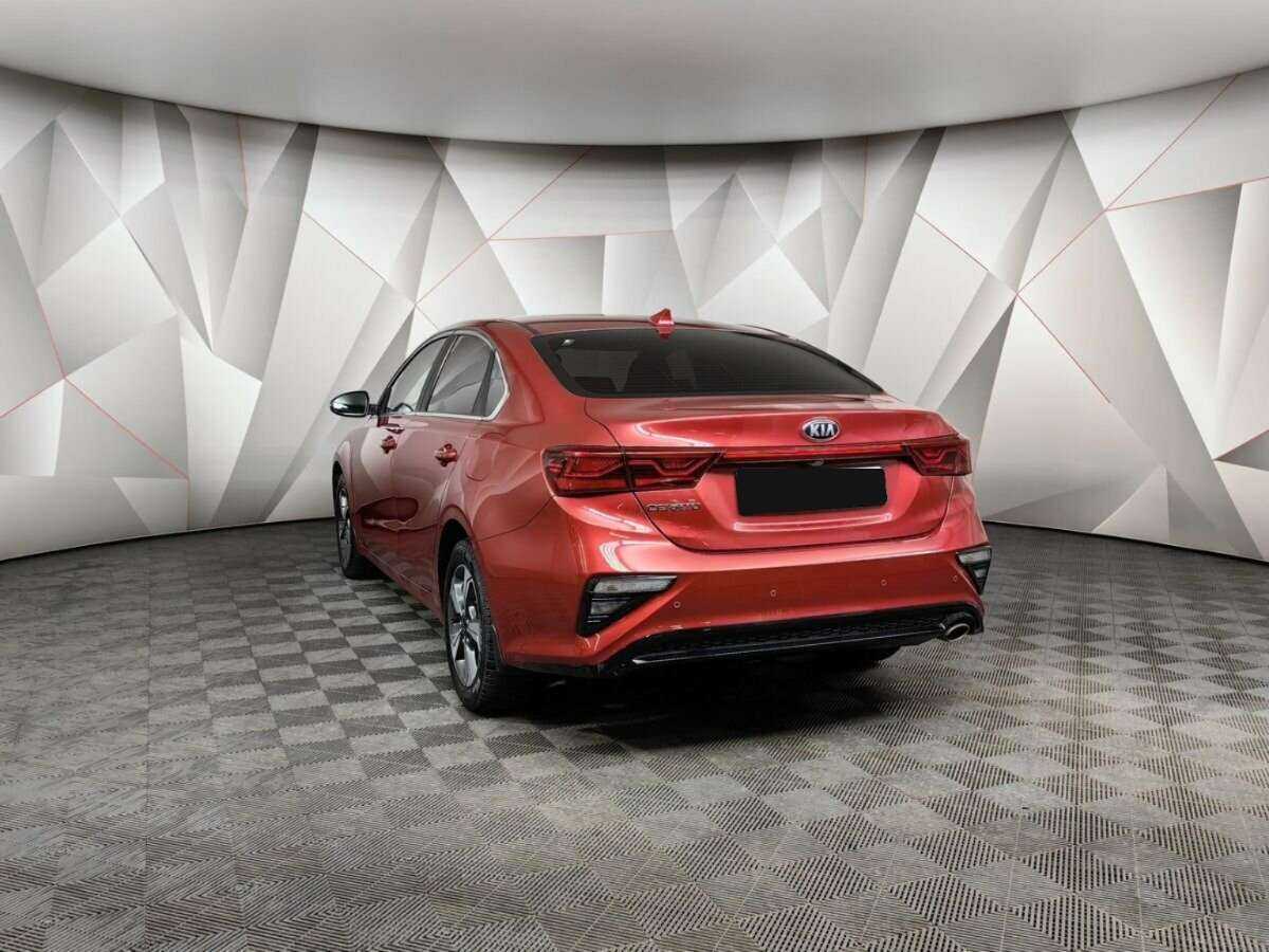 Kia Cerato с пробегом — 2021 год. Фото: #3