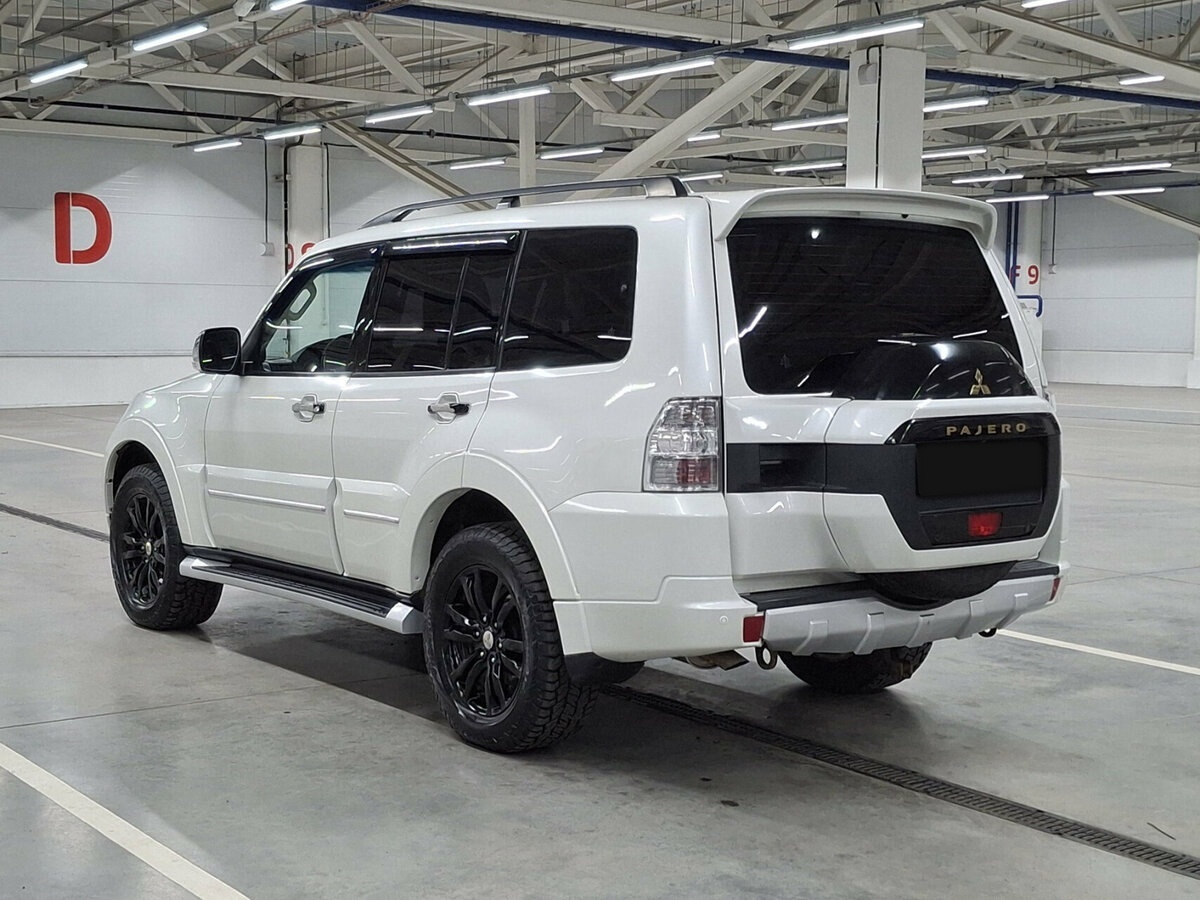 Mitsubishi Pajero с пробегом — 2020 год. Фото: #6