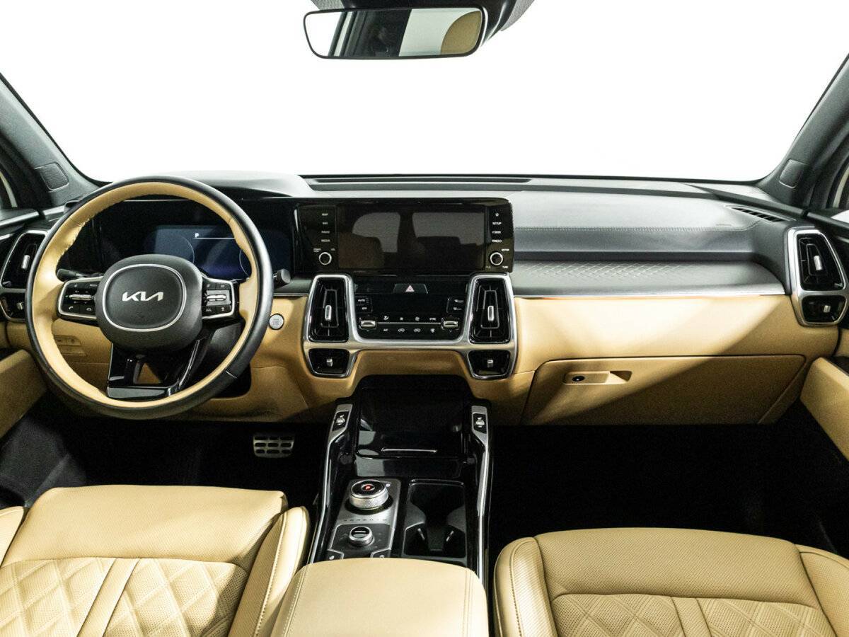 Kia Sorento с пробегом — 2023 год. Фото: #12