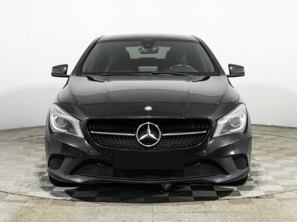 Mercedes-Benz CLA с пробегом — 2015 год. Фото: #1