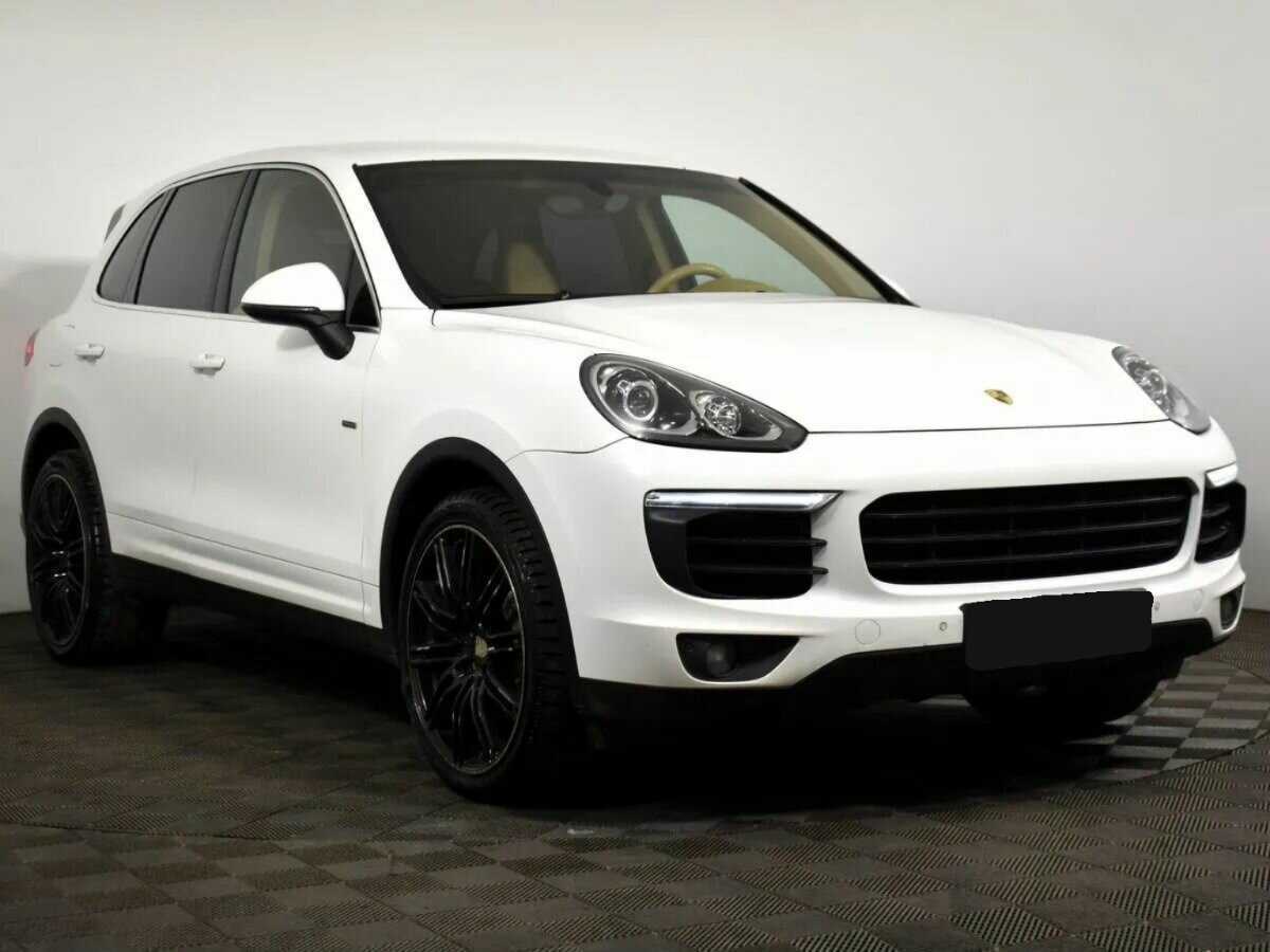 Porsche Cayenne с пробегом — 2015 год. Фото: #2