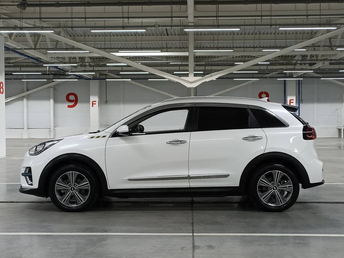 Kia Niro с пробегом — 2019 год. Фото: #7