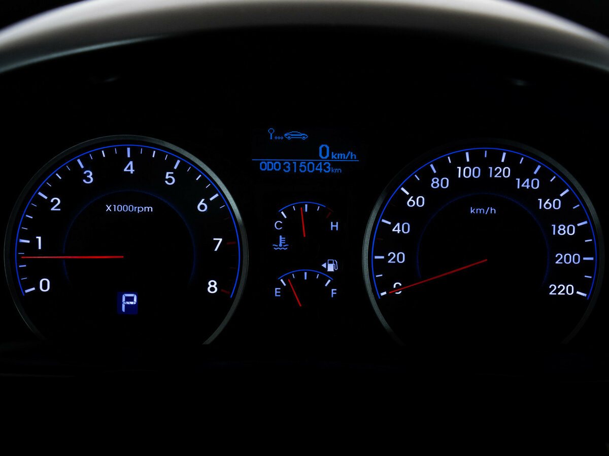 Hyundai Elantra с пробегом — 2010 год. Фото: #12