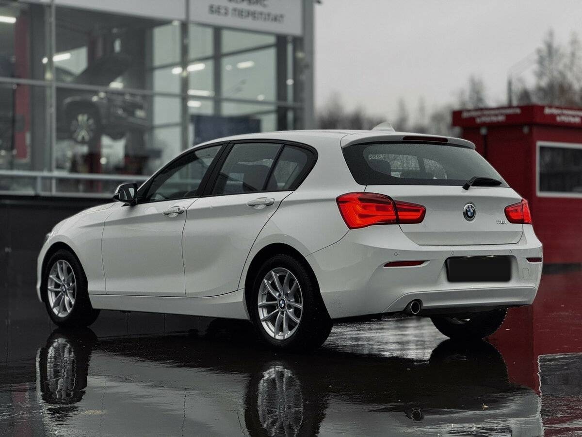 BMW 1 серии с пробегом — 2018 год. Фото: #6