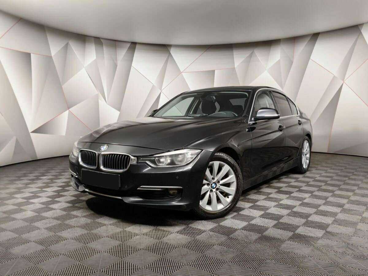 BMW 3 серии с пробегом — 2012 год. Посмотреть фото
