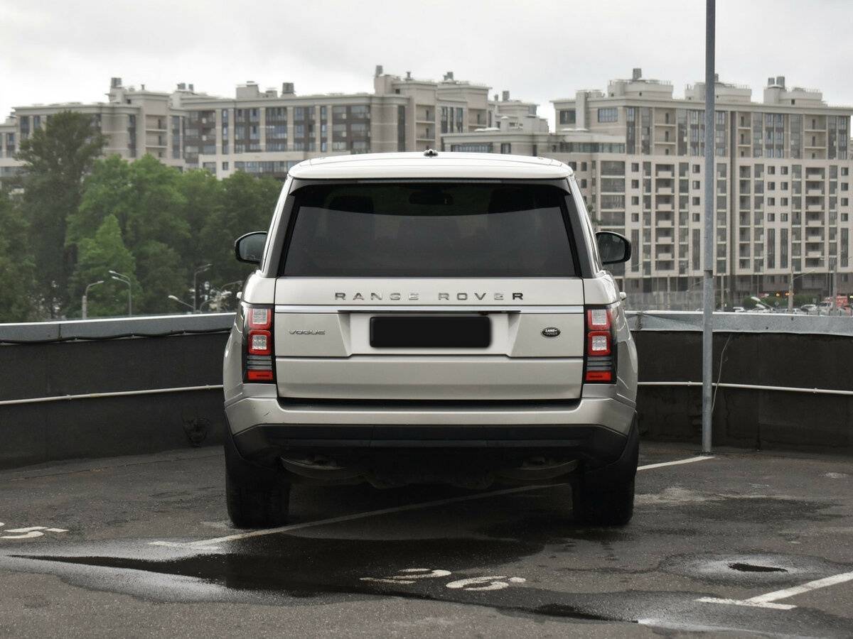 Land Rover Range Rover с пробегом — 2014 год. Фото: #5