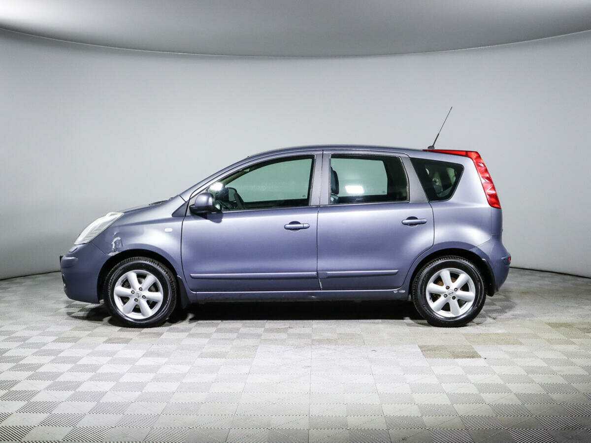 Nissan Note с пробегом — 2007 год. Фото: #7