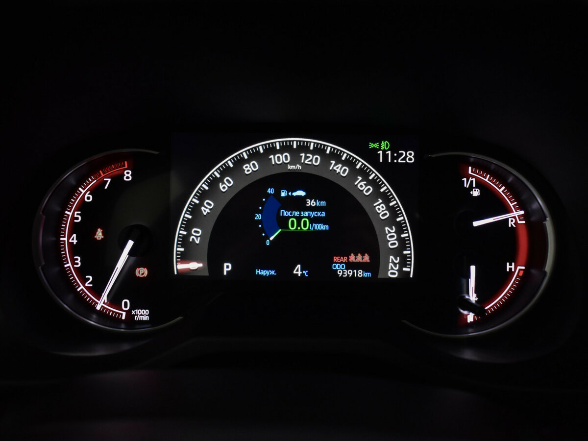 Toyota RAV4 с пробегом — 2019 год. Фото: #22