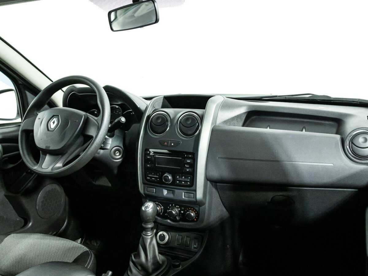 Renault Duster с пробегом — 2016 год. Фото: #8