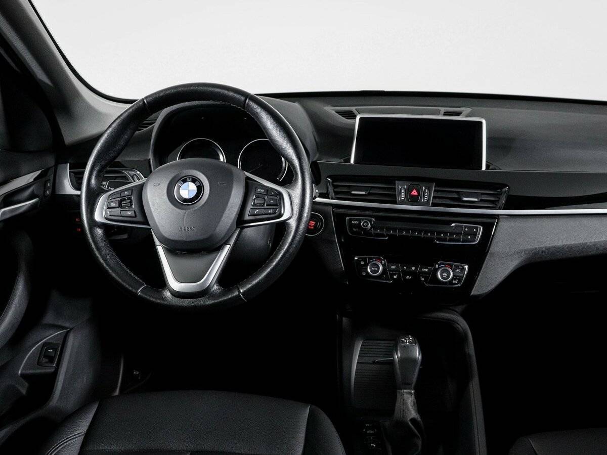 BMW X1 с пробегом — 2020 год. Фото: #10