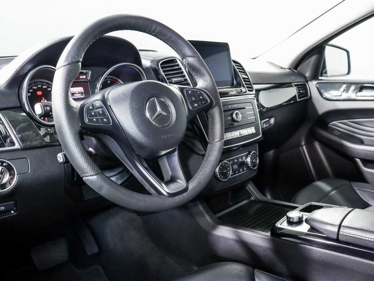 Mercedes-Benz GLE Coupe с пробегом — 2018 год. Фото: #10