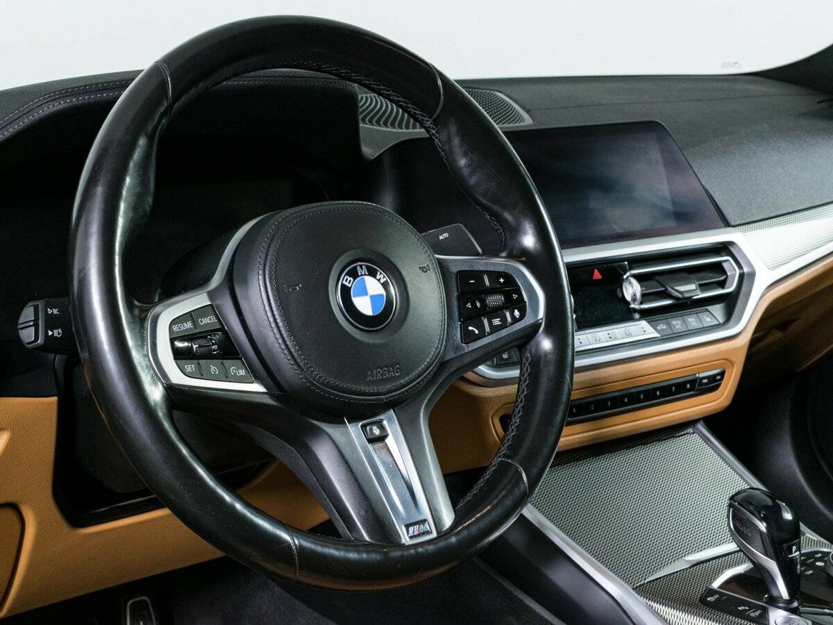 BMW 3 серии с пробегом — 2021 год. Фото: #14