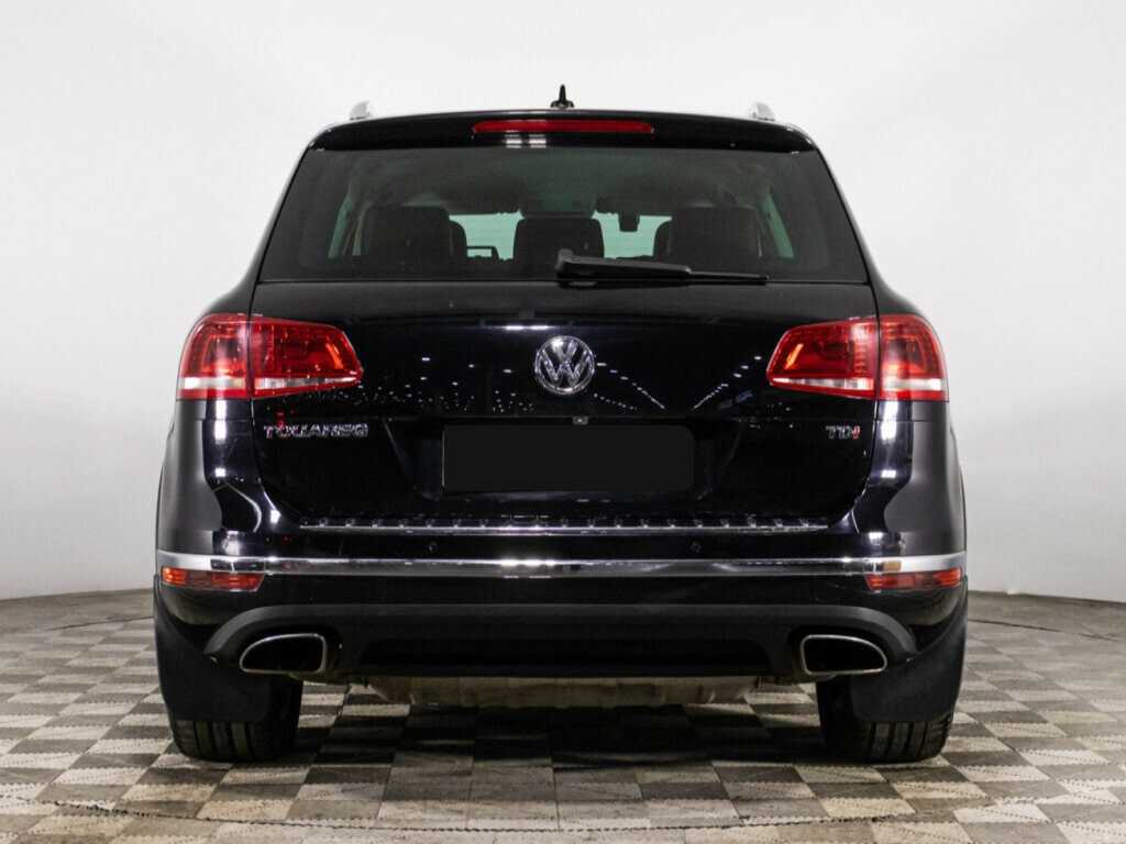 Volkswagen Touareg с пробегом — 2016 год. Фото: #5