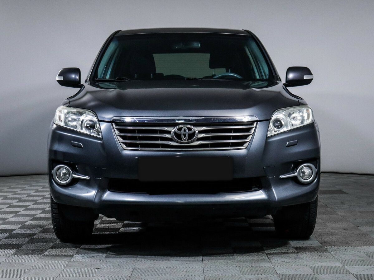 Toyota RAV4 с пробегом — 2011 год. Фото: #1