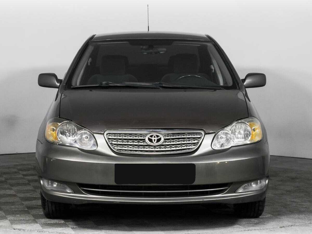 Toyota Corolla с пробегом — 2005 год. Фото: #1