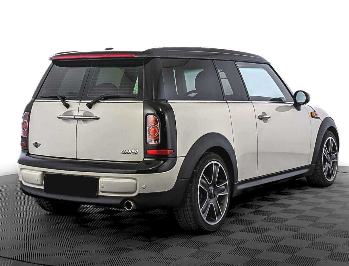 Mini Clubman с пробегом — 2011 год. Фото: #4