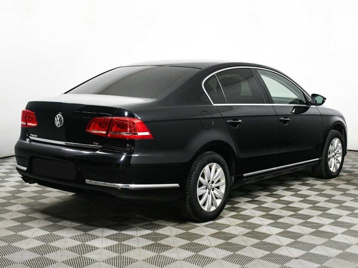 Volkswagen Passat с пробегом — 2013 год. Фото: #4