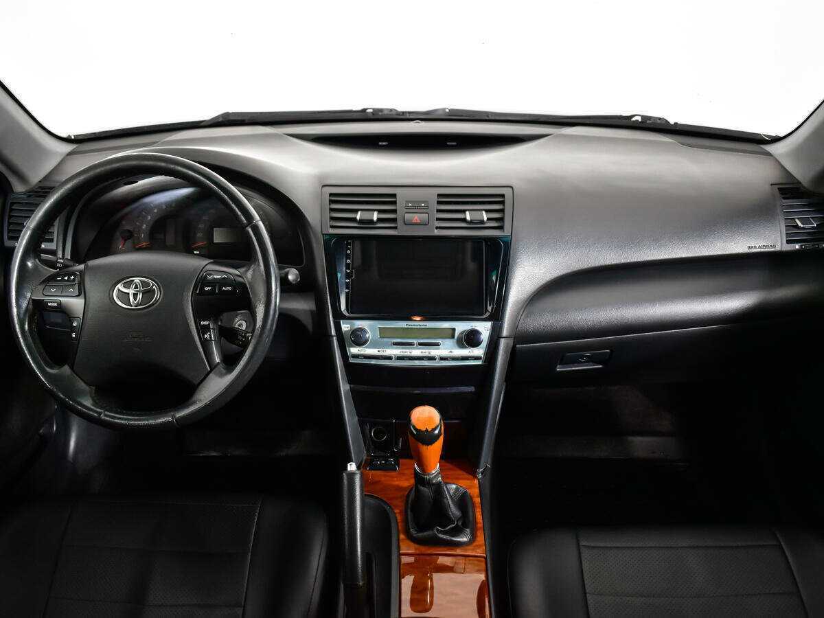 Toyota Camry с пробегом — 2008 год. Фото: #11
