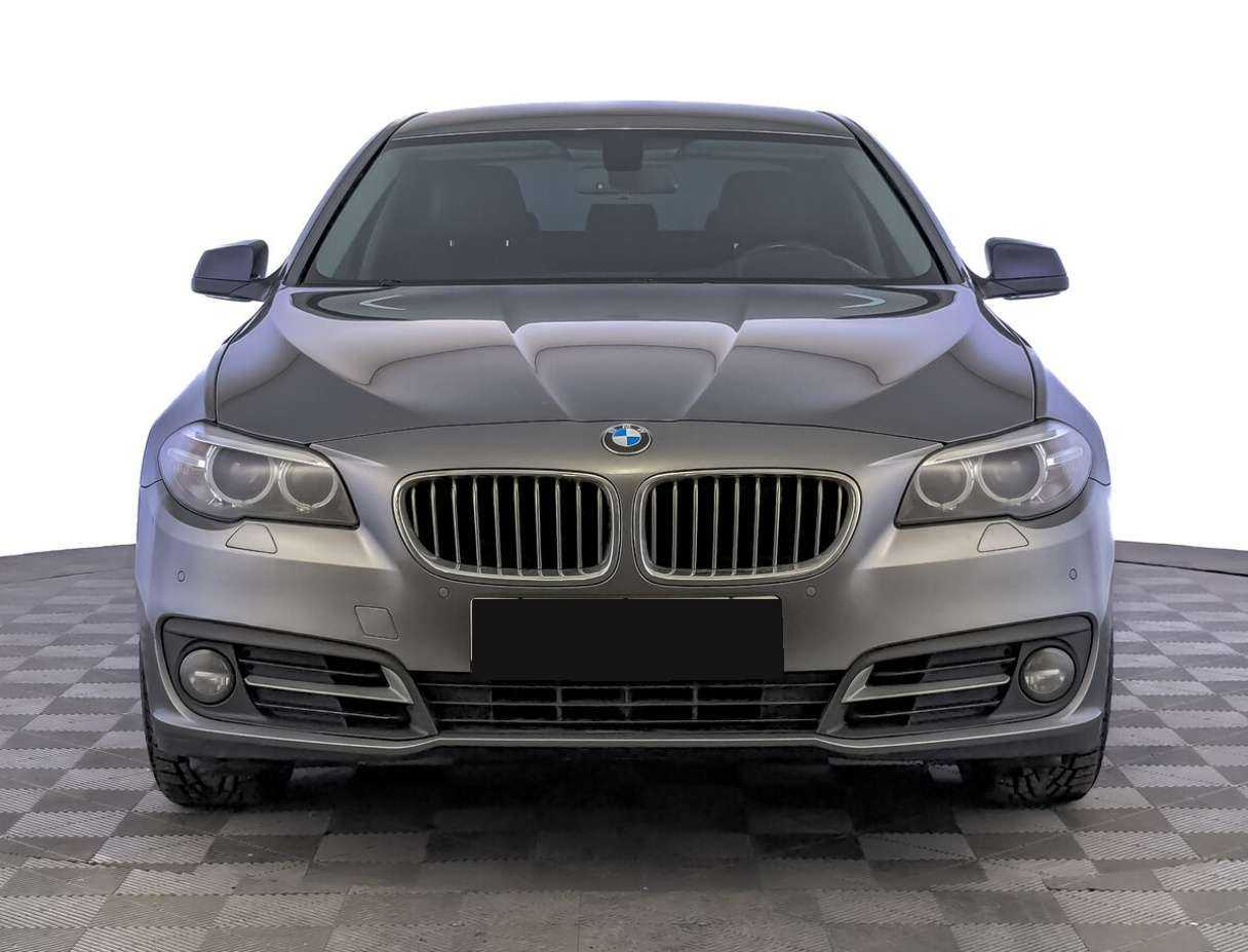 BMW 5 серии с пробегом — 2014 год. Фото: #1