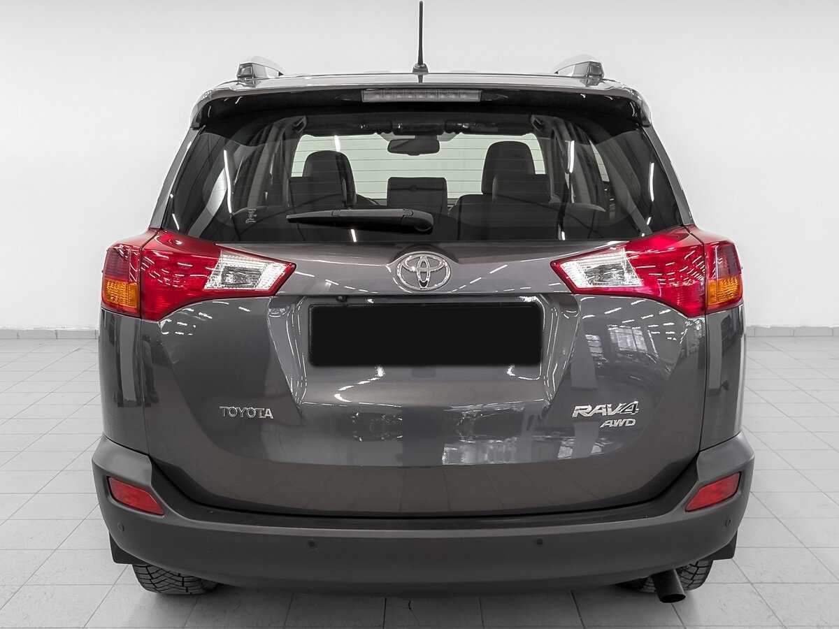 Toyota RAV4 с пробегом — 2014 год. Фото: #5