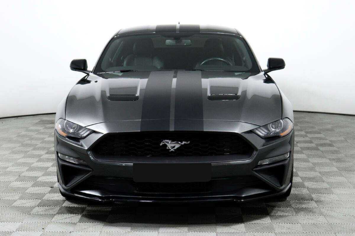 Ford Mustang с пробегом — 2020 год. Фото: #1