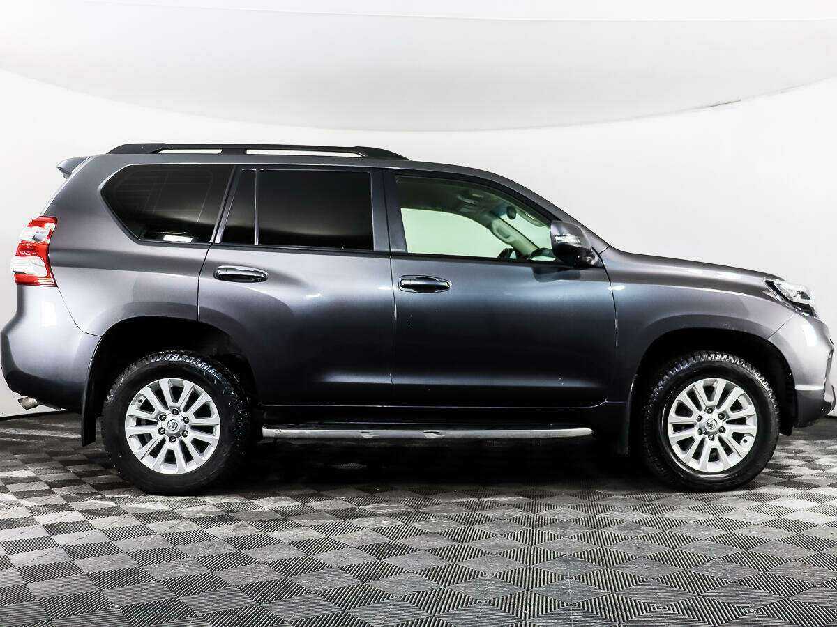 Toyota Land Cruiser Prado с пробегом — 2015 год. Фото: #3