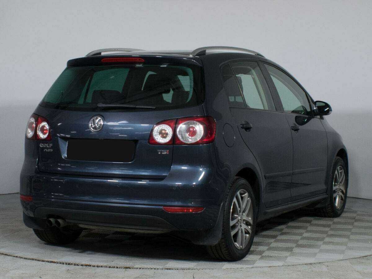 Volkswagen Golf Plus с пробегом — 2011 год. Фото: #4