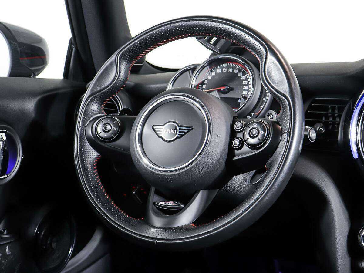 Mini Hatch с пробегом — 2020 год. Фото: #15