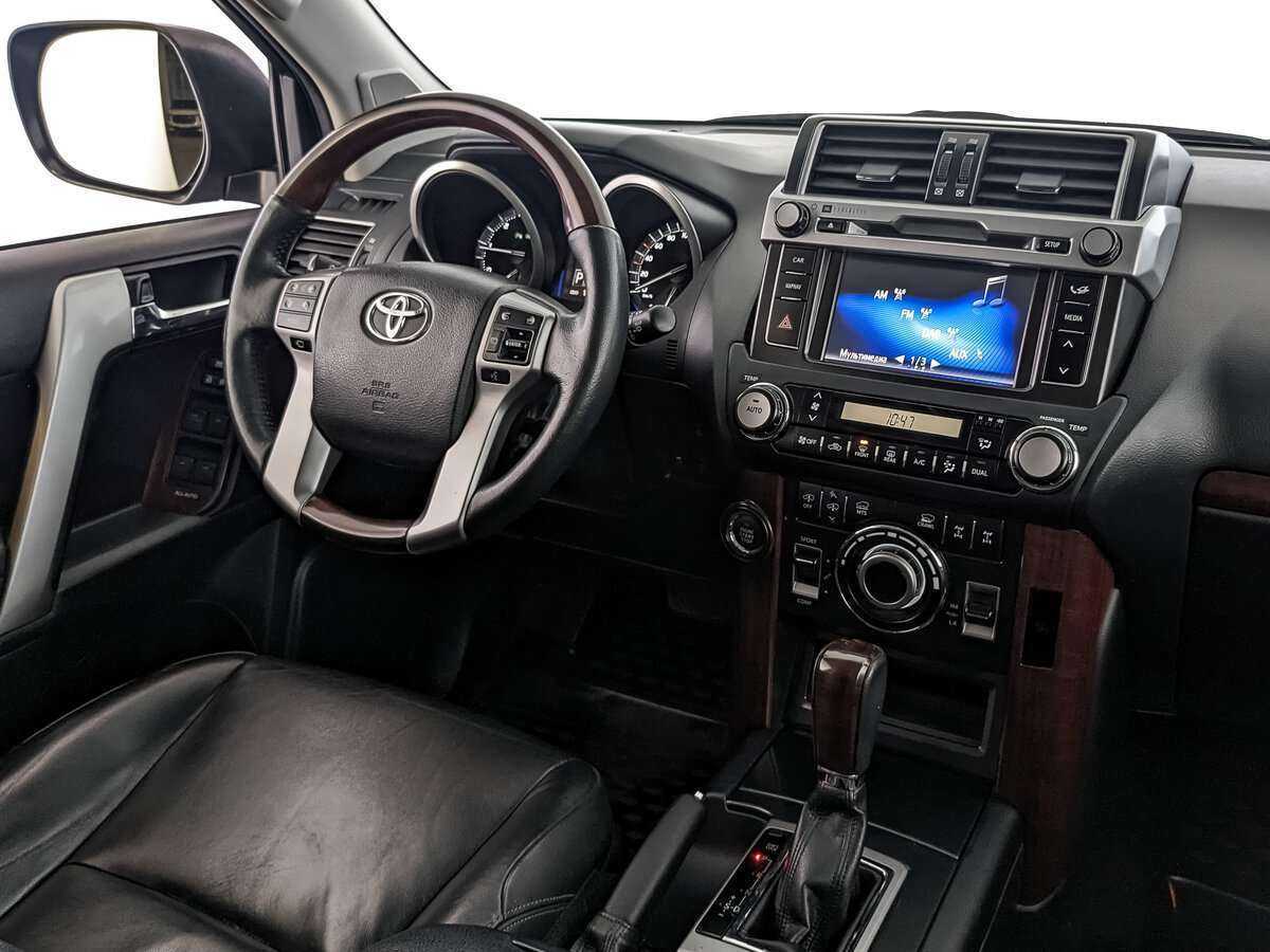 Toyota Land Cruiser Prado с пробегом — 2016 год. Фото: #24
