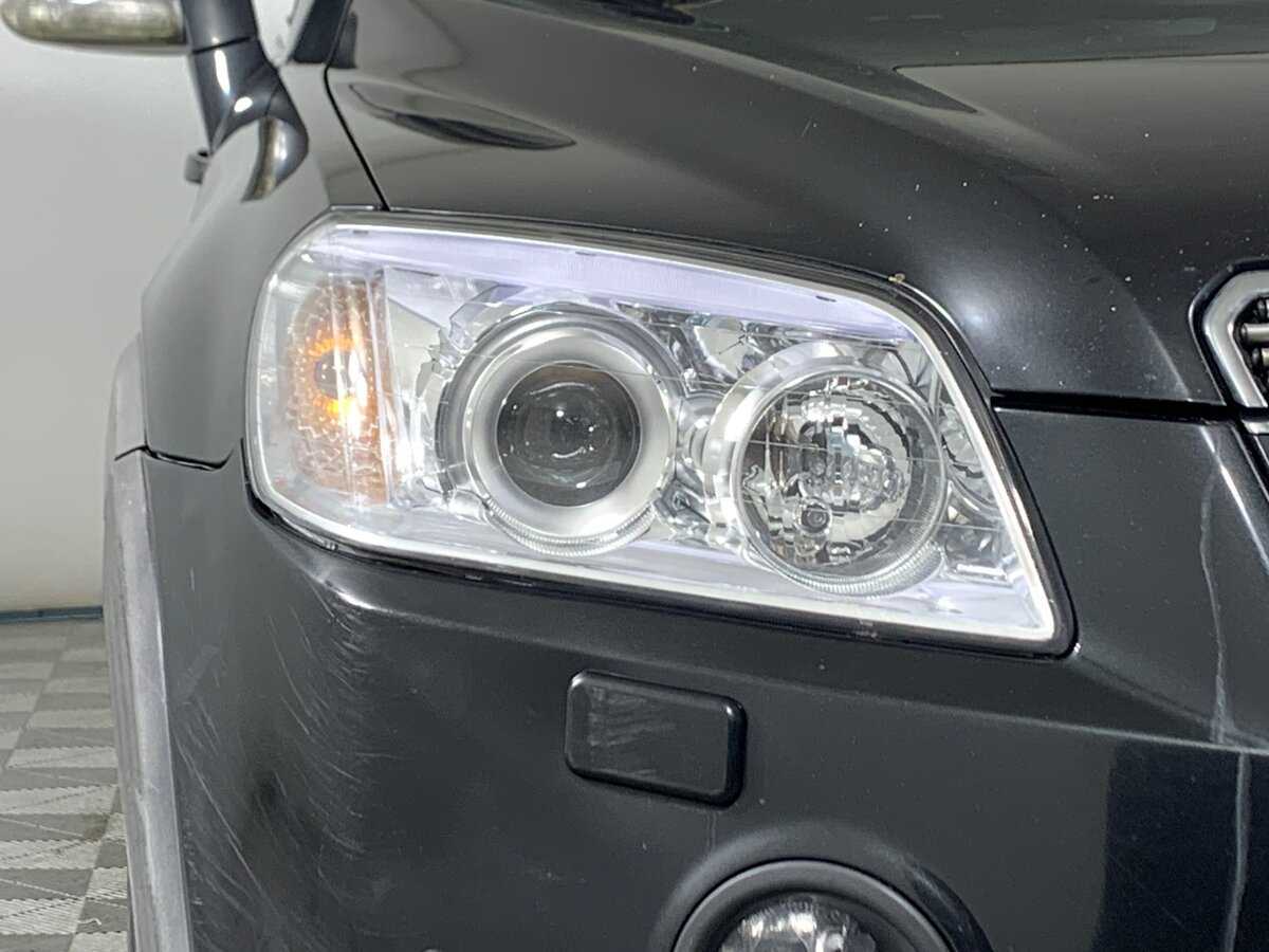 Chevrolet Captiva с пробегом — 2010 год. Фото: #9