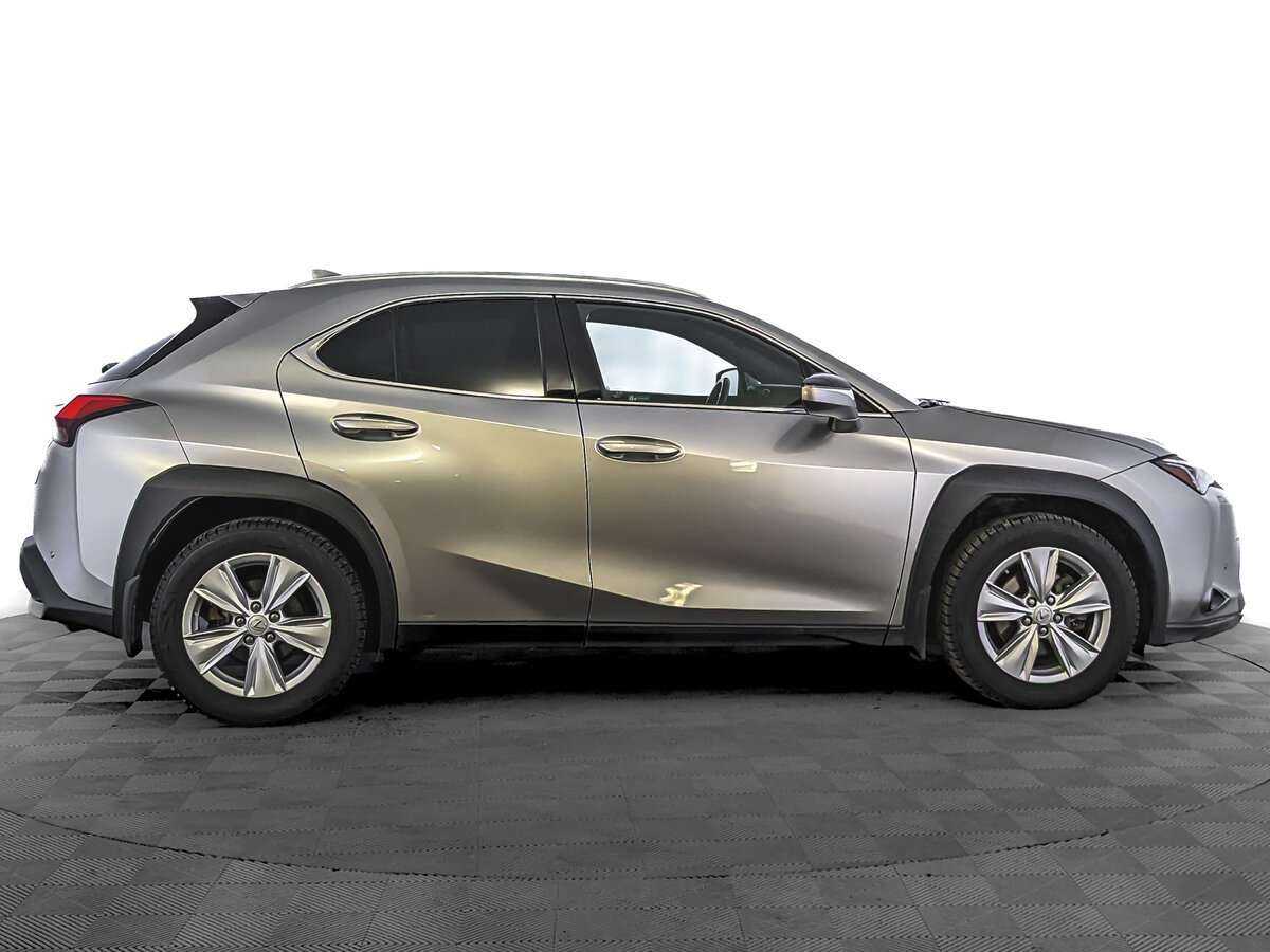 Lexus UX с пробегом — 2020 год. Фото: #3