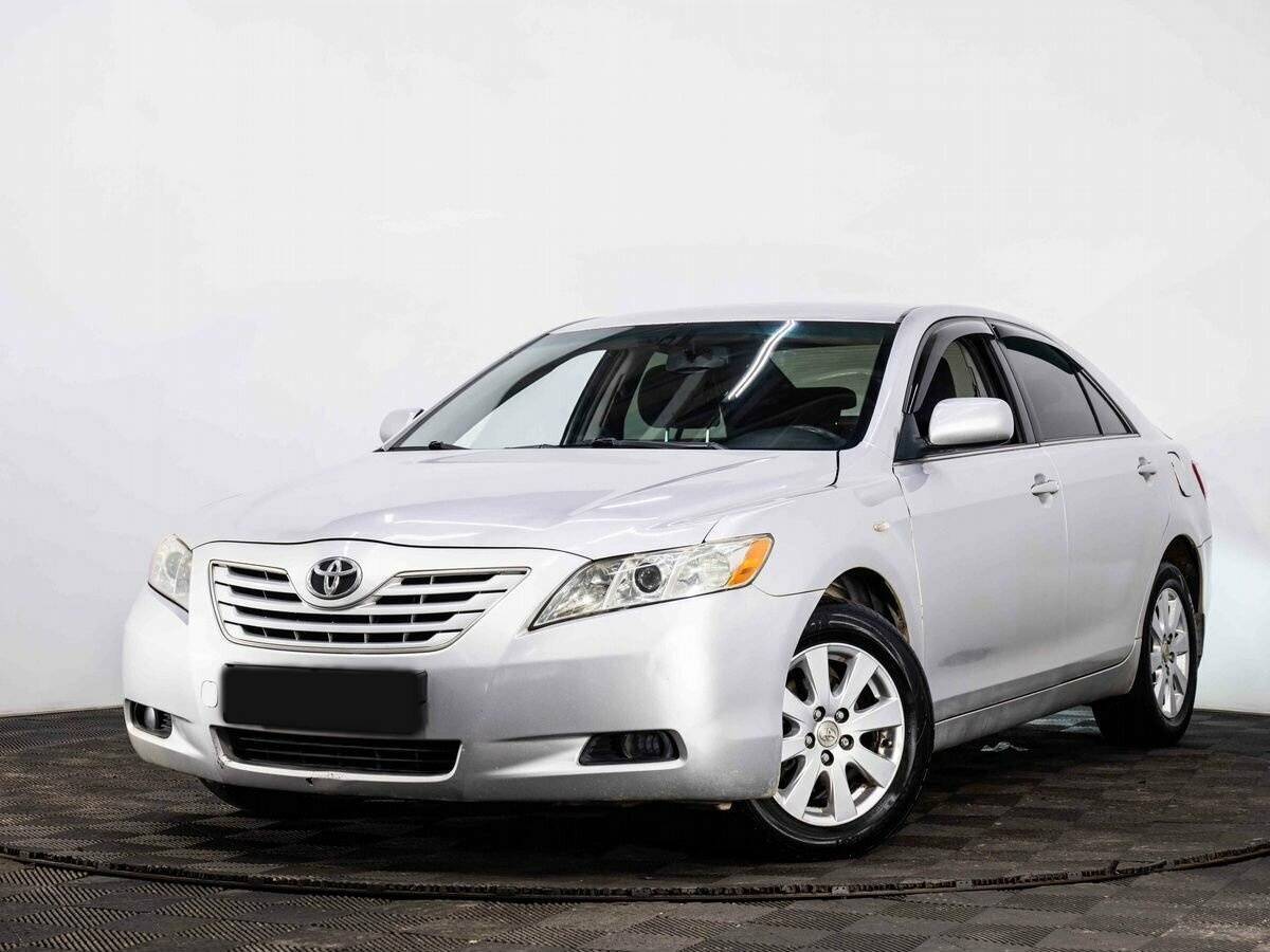 Toyota Camry с пробегом — 2007 год. Фото: #0