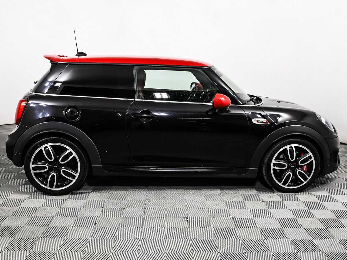 Mini Hatch с пробегом — 2018 год. Фото: #3