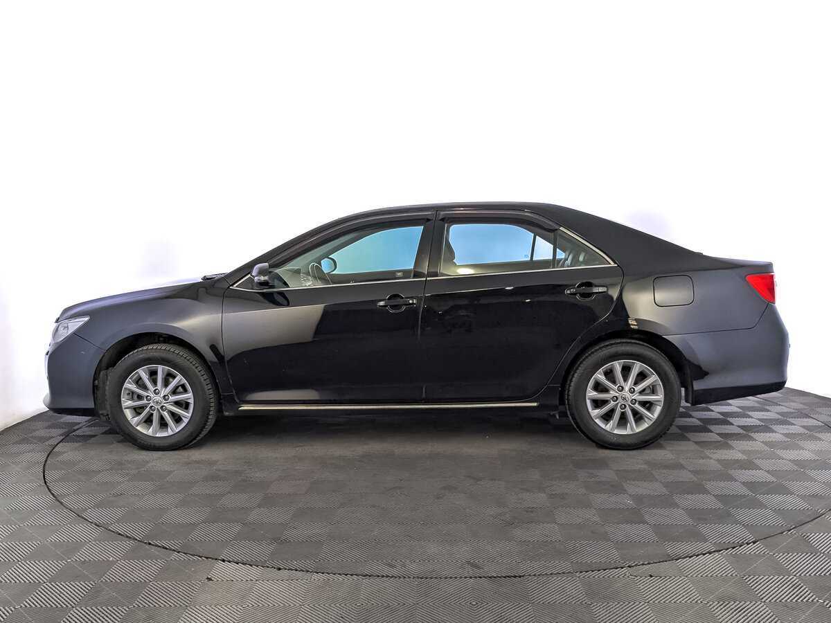 Toyota Camry с пробегом — 2014 год. Фото: #7