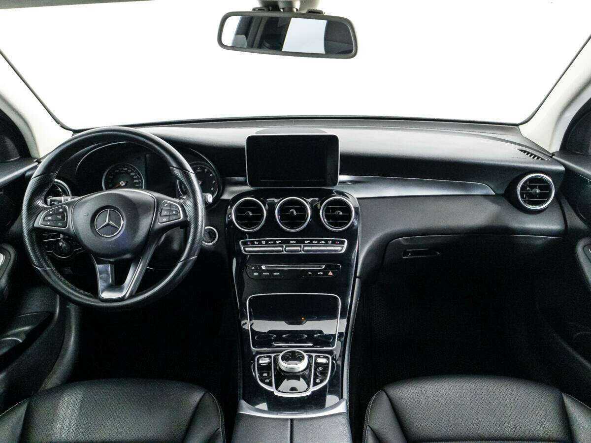 Mercedes-Benz GLC с пробегом — 2016 год. Фото: #12