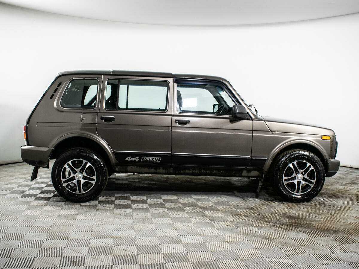 Lada (ВАЗ) 2131 (4x4) с пробегом — 2018 год. Фото: #3