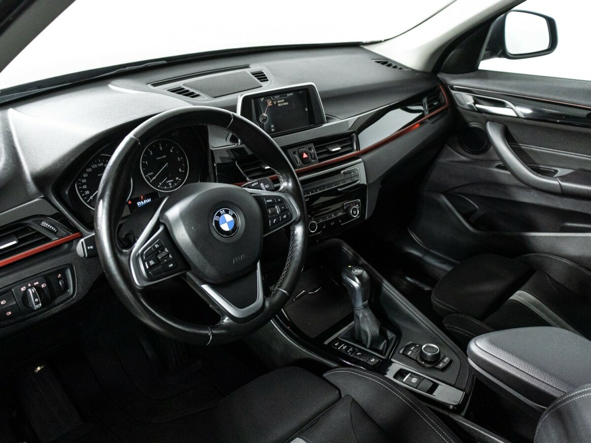 BMW X1 с пробегом — 2016 год. Фото: #10