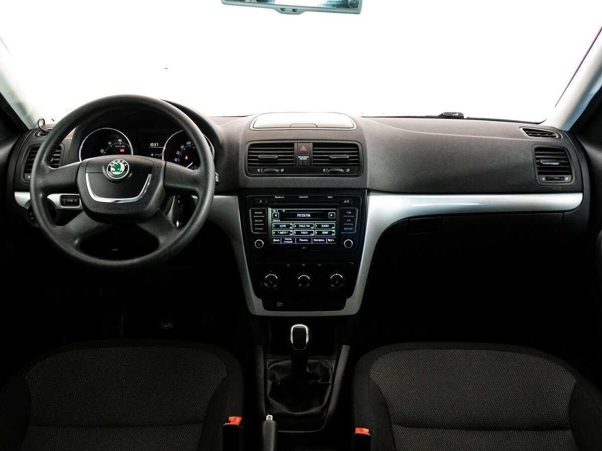 Skoda Yeti с пробегом — 2011 год. Фото: #8