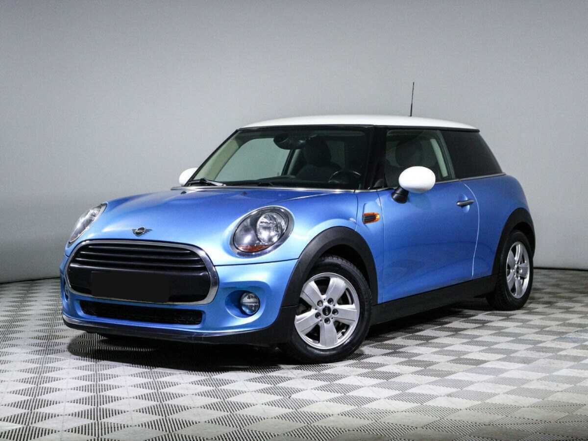 Mini Hatch с пробегом — 2018 год. Посмотреть фото